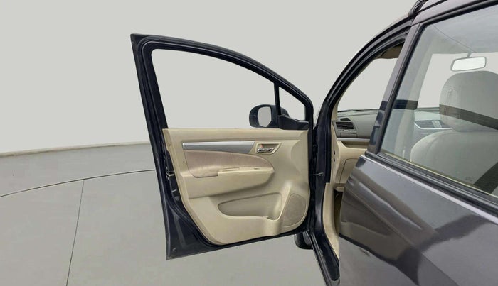 2013 Maruti Ertiga VXI, Petrol, Manual, 68,816 km, LHS Front Door