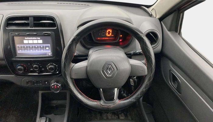 2016 Renault Kwid RXT 1.0 AMT, Petrol, Automatic, 27,204 km, Steering Wheel Close Up