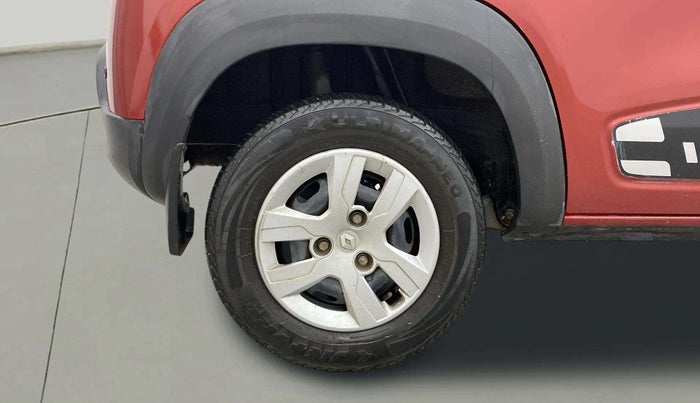 2016 Renault Kwid RXT 1.0 AMT, Petrol, Automatic, 27,204 km, Right Rear Wheel