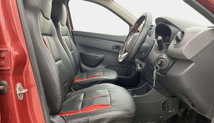 2016 Renault Kwid RXT 1.0 AMT, Petrol, Automatic, 27,204 km, Right Side Front Door Cabin