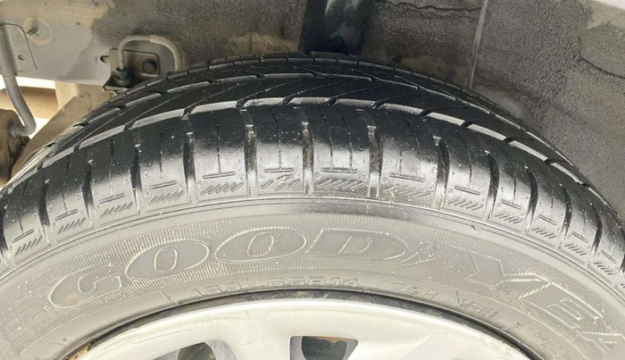2019 Hyundai Grand i10 MAGNA 1.2 KAPPA VTVT, Petrol, Manual, 83,212 km, Right Rear Tyre Tread