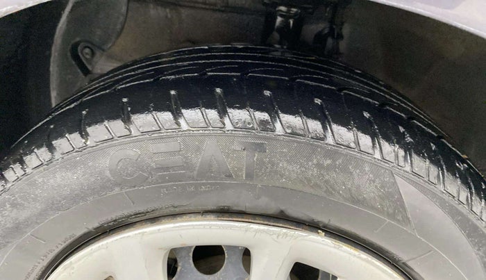 2019 Hyundai Grand i10 MAGNA 1.2 KAPPA VTVT, Petrol, Manual, 83,212 km, Left Front Tyre Tread