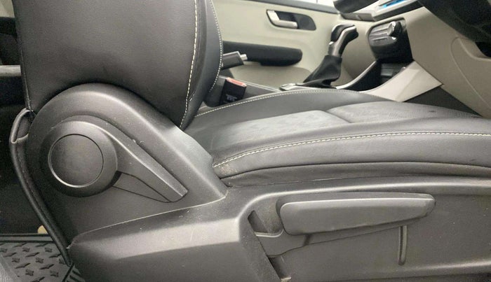 2023 Tata ALTROZ XZA PLUS, Petrol, Automatic, 16,208 km, Driver Side Adjustment Panel