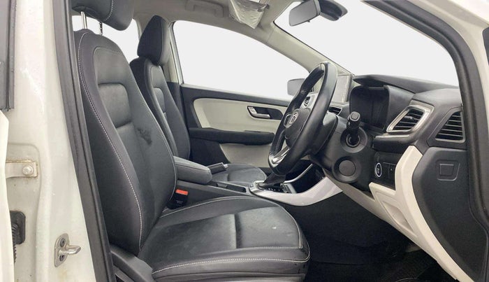 2023 Tata ALTROZ XZA PLUS, Petrol, Automatic, 16,208 km, Right Side Front Door Cabin