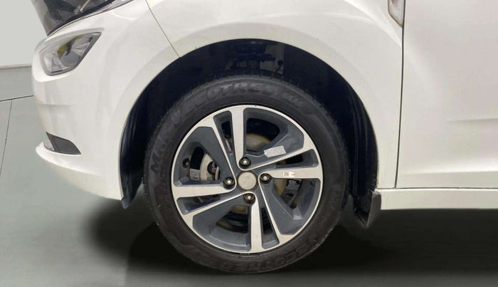 2023 Tata ALTROZ XZA PLUS, Petrol, Automatic, 16,208 km, Left Front Wheel