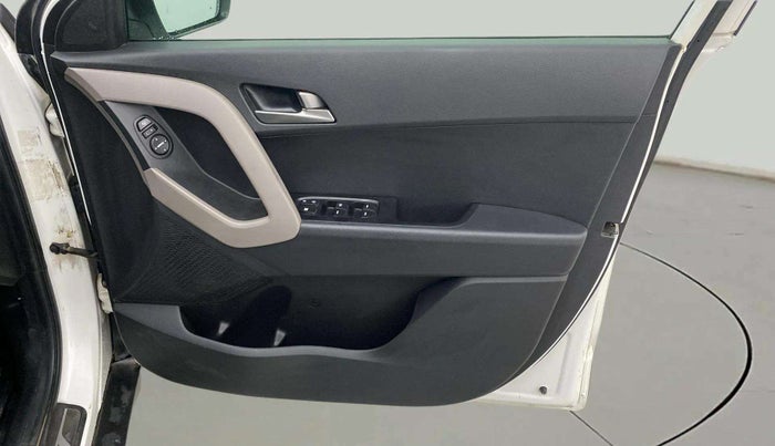 2016 Hyundai Creta SX PLUS AT 1.6 PETROL, Petrol, Automatic, 91,240 km, Driver Side Door Panels Control