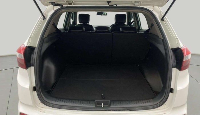 2016 Hyundai Creta SX PLUS AT 1.6 PETROL, Petrol, Automatic, 91,240 km, Boot Inside
