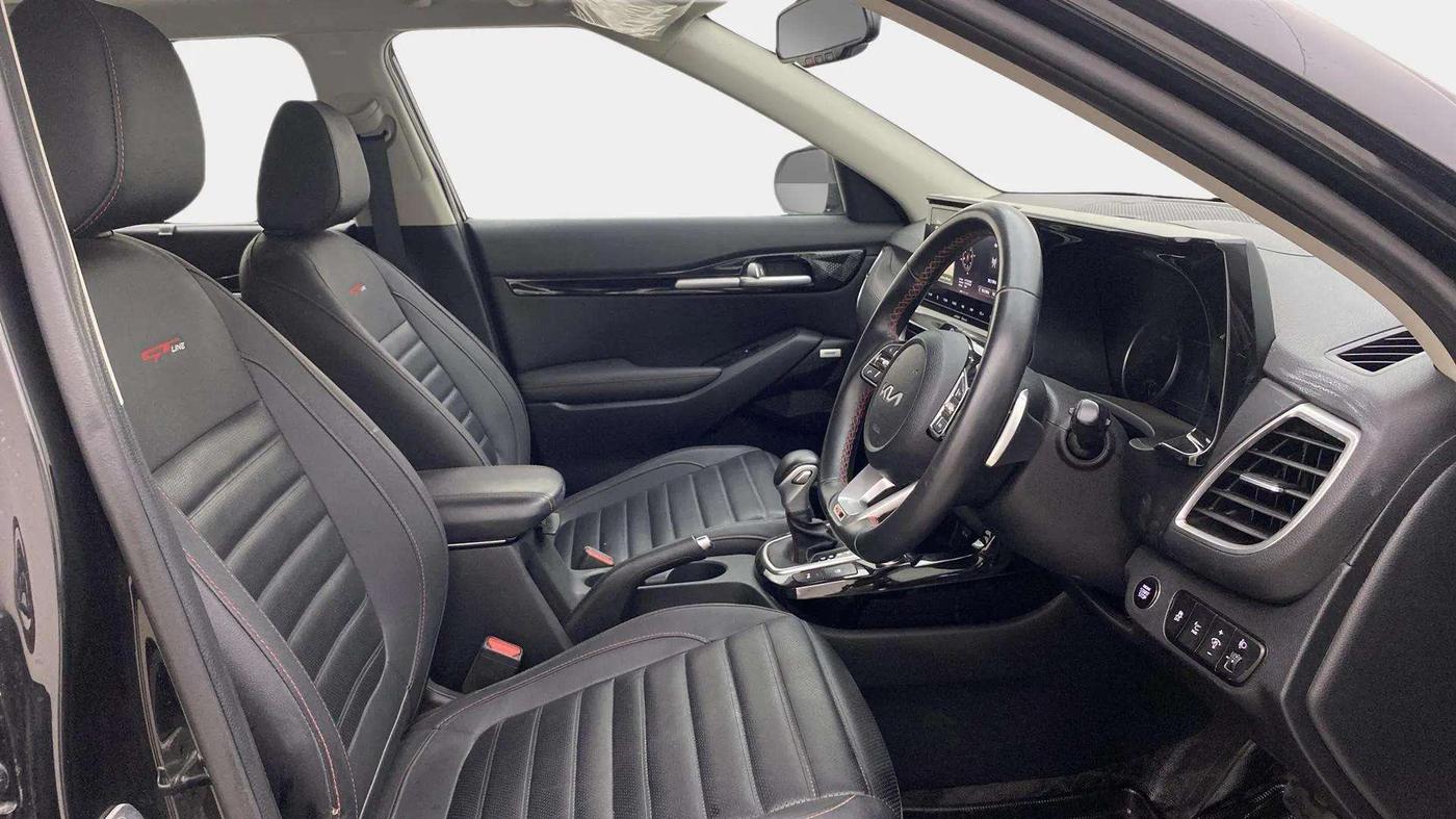 2022 KIA SELTOS GTX PLUS 1.5 DIESEL AT, Diesel, Automatic, 62,249 km, Right Side Front Door Cabin