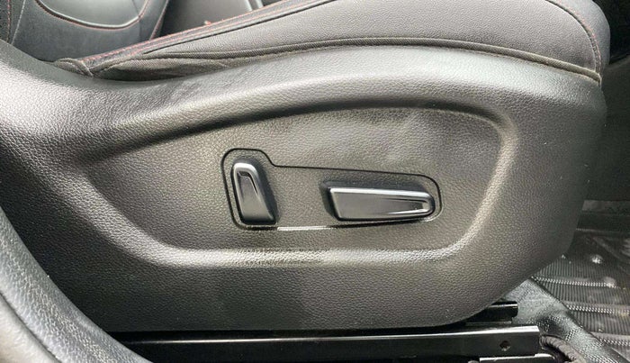 2022 KIA SELTOS GTX PLUS 1.5 DIESEL AT, Diesel, Automatic, 61,744 km, Driver Side Adjustment Panel