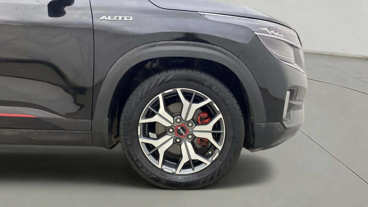 2022 KIA SELTOS GTX PLUS 1.5 DIESEL AT, Diesel, Automatic, 62,249 km, Right Front Wheel