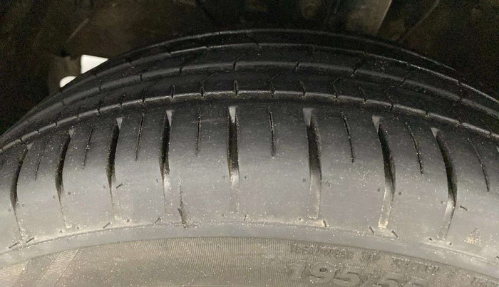 2018 Maruti Baleno ALPHA PETROL 1.2, Petrol, Manual, 84,810 km, Left Front Tyre Tread