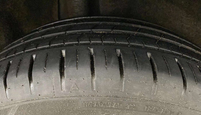 2018 Maruti Baleno ALPHA PETROL 1.2, Petrol, Manual, 84,810 km, Right Rear Tyre Tread