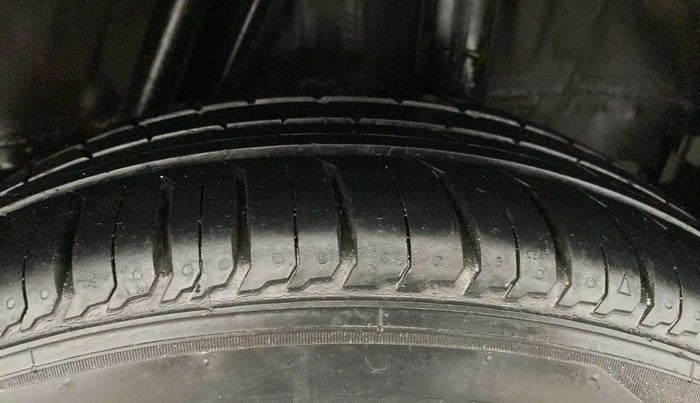2015 Honda City 1.5L I-VTEC SV, Petrol, Manual, 50,561 km, Left Rear Tyre Tread