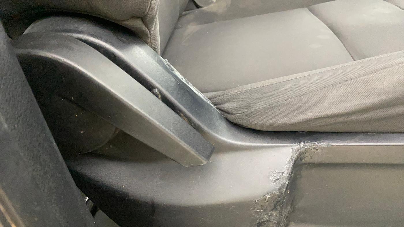 2023 Tata Harrier XE 2.0L KRYOTEC, Diesel, Manual, 1,04,329 km, Driver Side Adjustment Panel