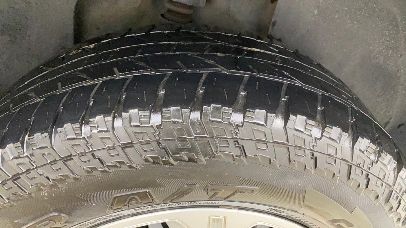 2023 Tata Harrier XE 2.0L KRYOTEC, Diesel, Manual, 1,04,329 km, Left Rear Tyre Tread
