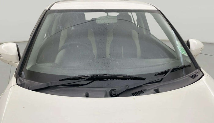 2015 Maruti Swift ZXI, Petrol, Manual, 48,964 km, Front Windshield