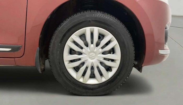 2017 Maruti Dzire VDI, Diesel, Manual, 96,606 km, Right Front Wheel