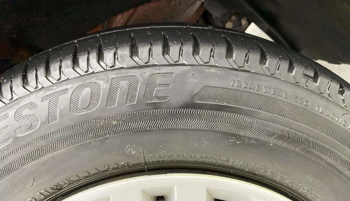 2017 Maruti Dzire VDI, Diesel, Manual, 96,606 km, Right Front Tyre Tread