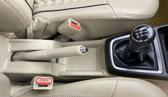 2017 Maruti Dzire VDI, Diesel, Manual, 96,606 km, Gear Lever