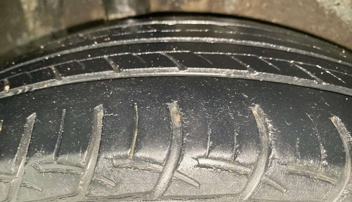 2022 Maruti IGNIS ZETA 1.2, Petrol, Manual, 8,660 km, Right Rear Tyre Tread