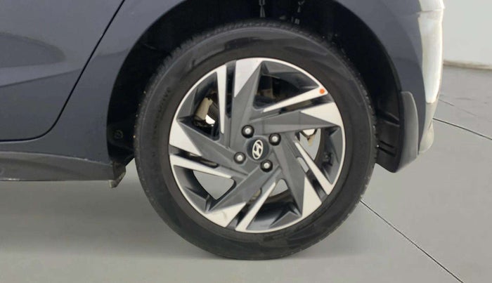 2021 Hyundai NEW I20 ASTA (O) 1.2 MT, Petrol, Manual, 40,765 km, Left Rear Wheel