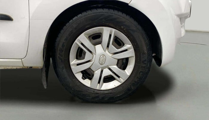 2016 Datsun Redi Go T (O), Petrol, Manual, 70,418 km, Right Front Wheel