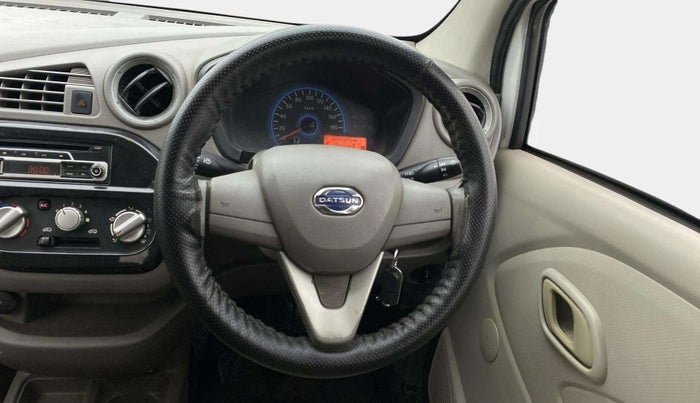 2016 Datsun Redi Go T (O), Petrol, Manual, 70,418 km, Steering Wheel Close Up