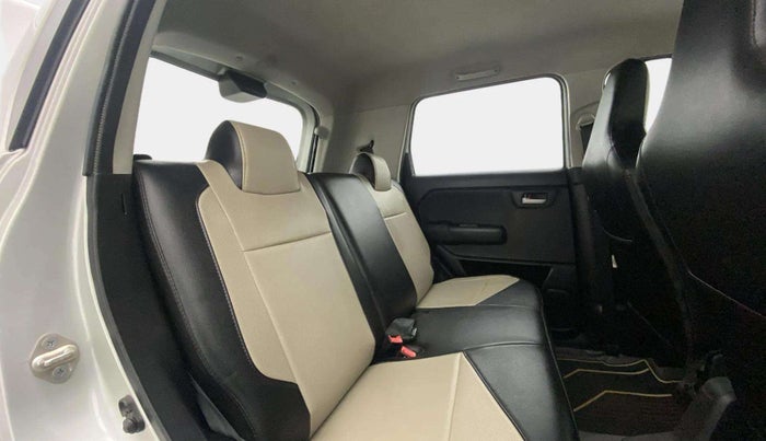 2021 Maruti New Wagon-R VXI 1.0, Petrol, Manual, 40,285 km, Right Side Rear Door Cabin