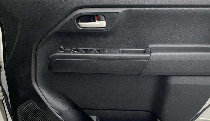2021 Maruti New Wagon-R VXI 1.0, Petrol, Manual, 40,285 km, Driver Side Door Panels Control