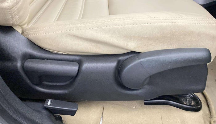 2014 Honda City 1.5L I-VTEC SV, Petrol, Manual, 39,850 km, Driver Side Adjustment Panel