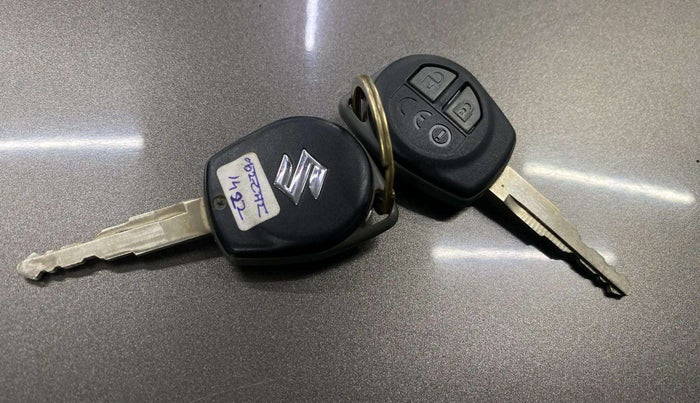 2020 Maruti Dzire VXI, Petrol, Manual, 17,949 km, Key Close Up