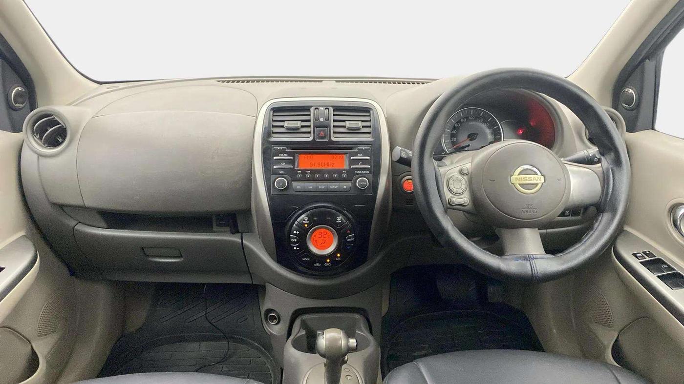 2014 Nissan Micra XV CVT, Petrol, Automatic, 84,836 km, Dashboard