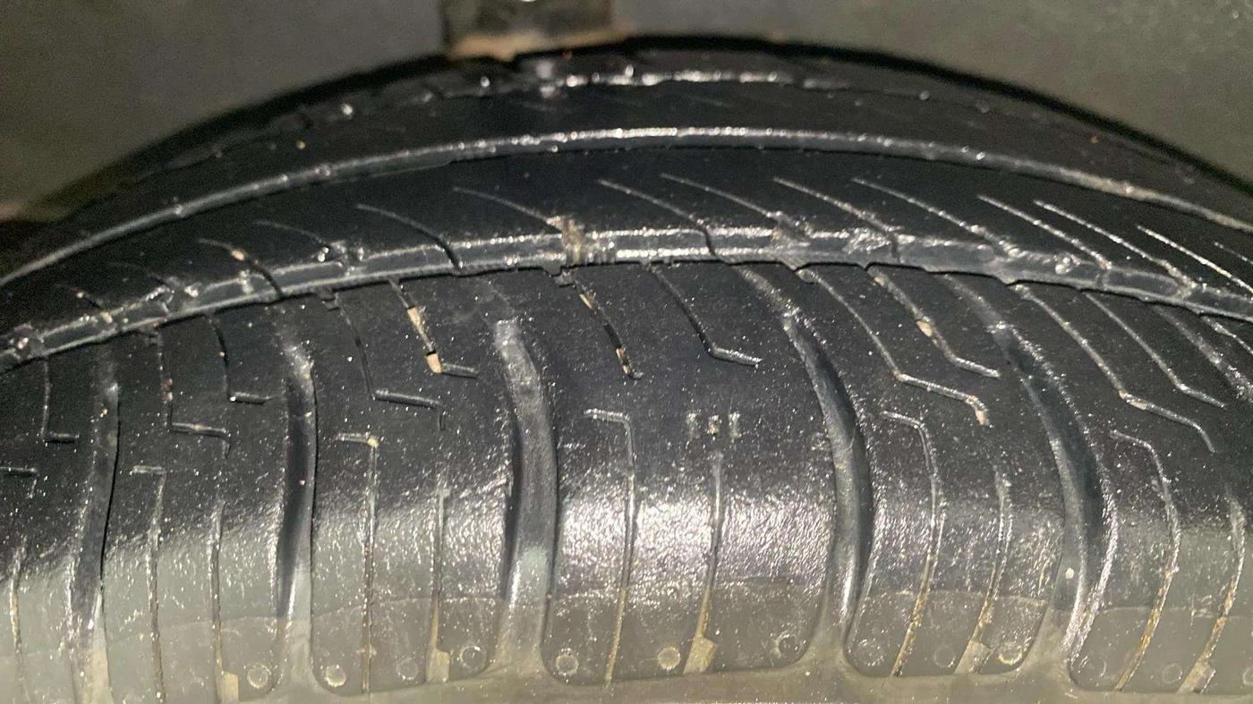 2014 Nissan Micra XV CVT, Petrol, Automatic, 84,836 km, Right Rear Tyre Tread