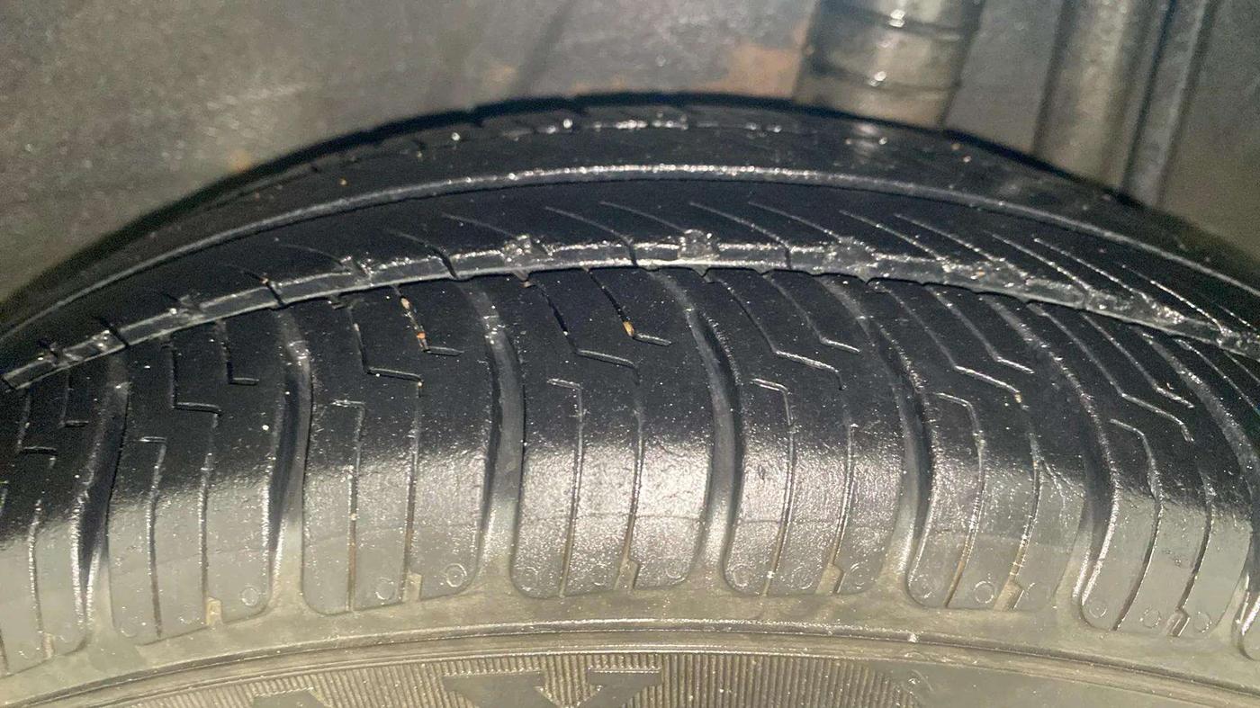 2014 Nissan Micra XV CVT, Petrol, Automatic, 84,836 km, Left Rear Tyre Tread