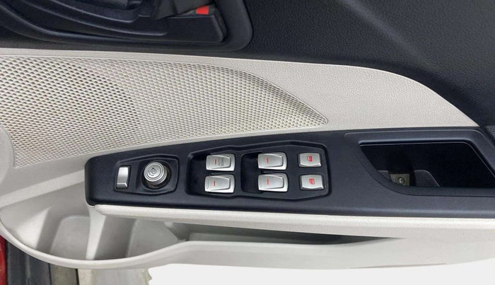 2022 Mahindra XUV300 W6 1.5 Sunroof Diesel, Diesel, Manual, 45,598 km, Driver Side Door Panels Control