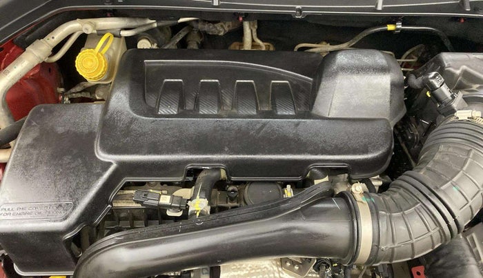 2022 Mahindra XUV300 W6 1.5 Sunroof Diesel, Diesel, Manual, 45,598 km, Engine View