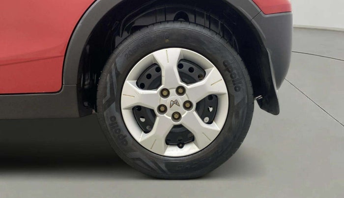 2022 Mahindra XUV300 W6 1.5 Sunroof Diesel, Diesel, Manual, 45,598 km, Left Rear Wheel