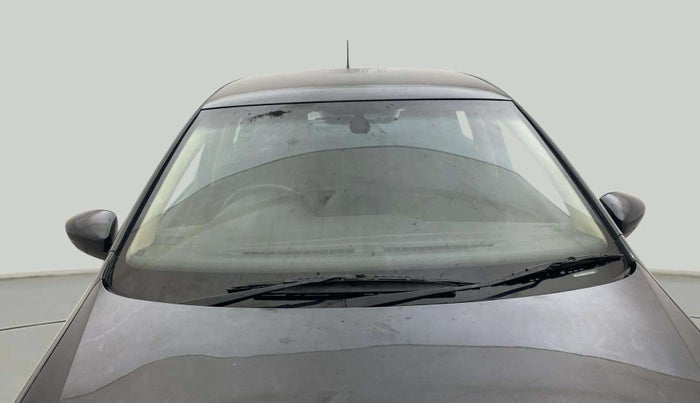 2016 Volkswagen Polo HIGHLINE1.2L, Petrol, Manual, 70,541 km, Front Windshield