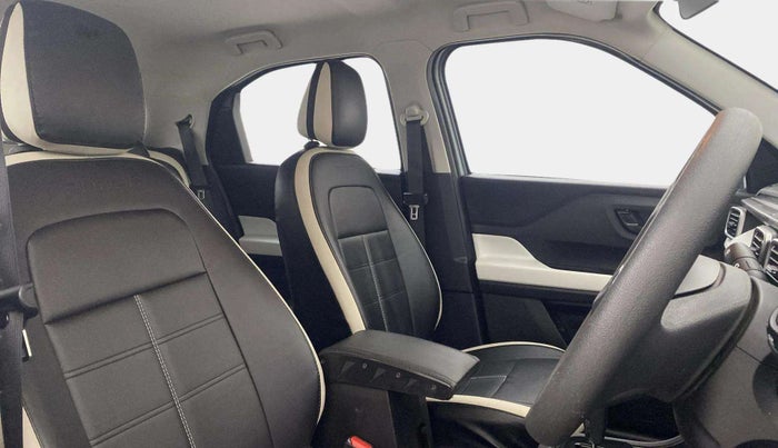 2022 Tata PUNCH ACCOMPLISHED AMT, Petrol, Automatic, 20,546 km, Right Side Front Door Cabin