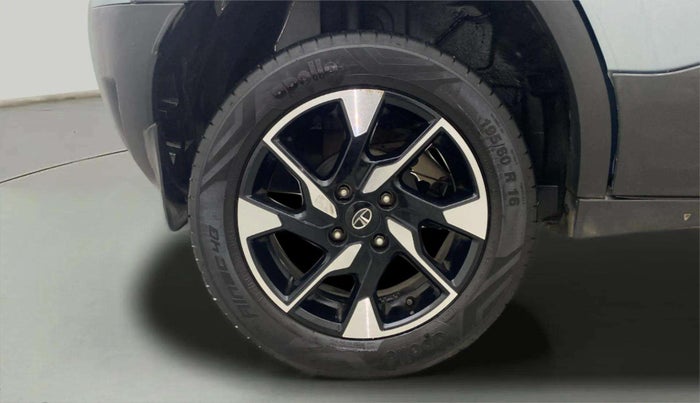 2022 Tata PUNCH ACCOMPLISHED AMT, Petrol, Automatic, 20,546 km, Right Rear Wheel