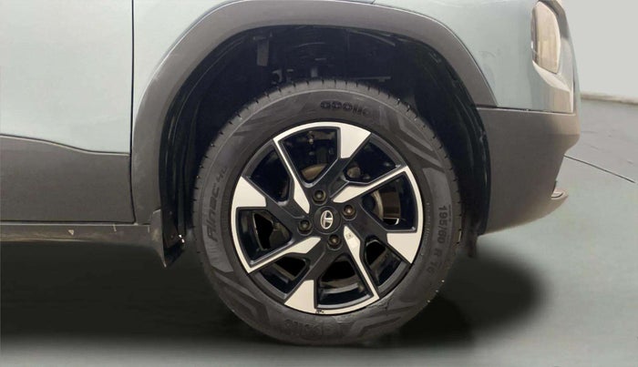 2022 Tata PUNCH ACCOMPLISHED AMT, Petrol, Automatic, 20,546 km, Right Front Wheel