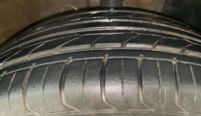 2019 Hyundai VENUE SX PLUS 1.0 TURBO DCT, Petrol, Automatic, 29,247 km, Right Front Tyre Tread
