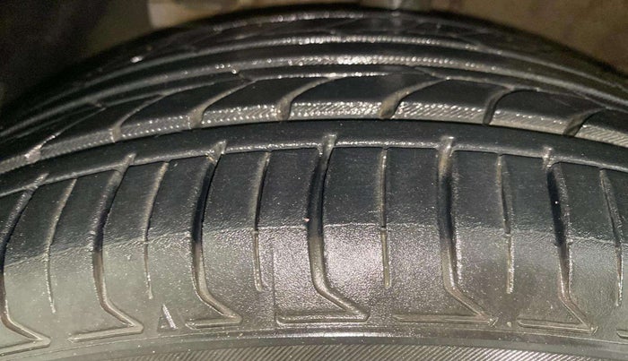 2019 Hyundai VENUE SX PLUS 1.0 TURBO DCT, Petrol, Automatic, 29,247 km, Left Front Tyre Tread