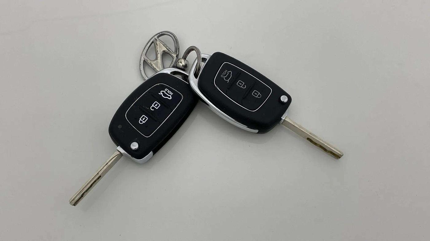 2016 Hyundai Verna 1.6 VTVT S, Petrol, Manual, 89,473 km, Key Close Up