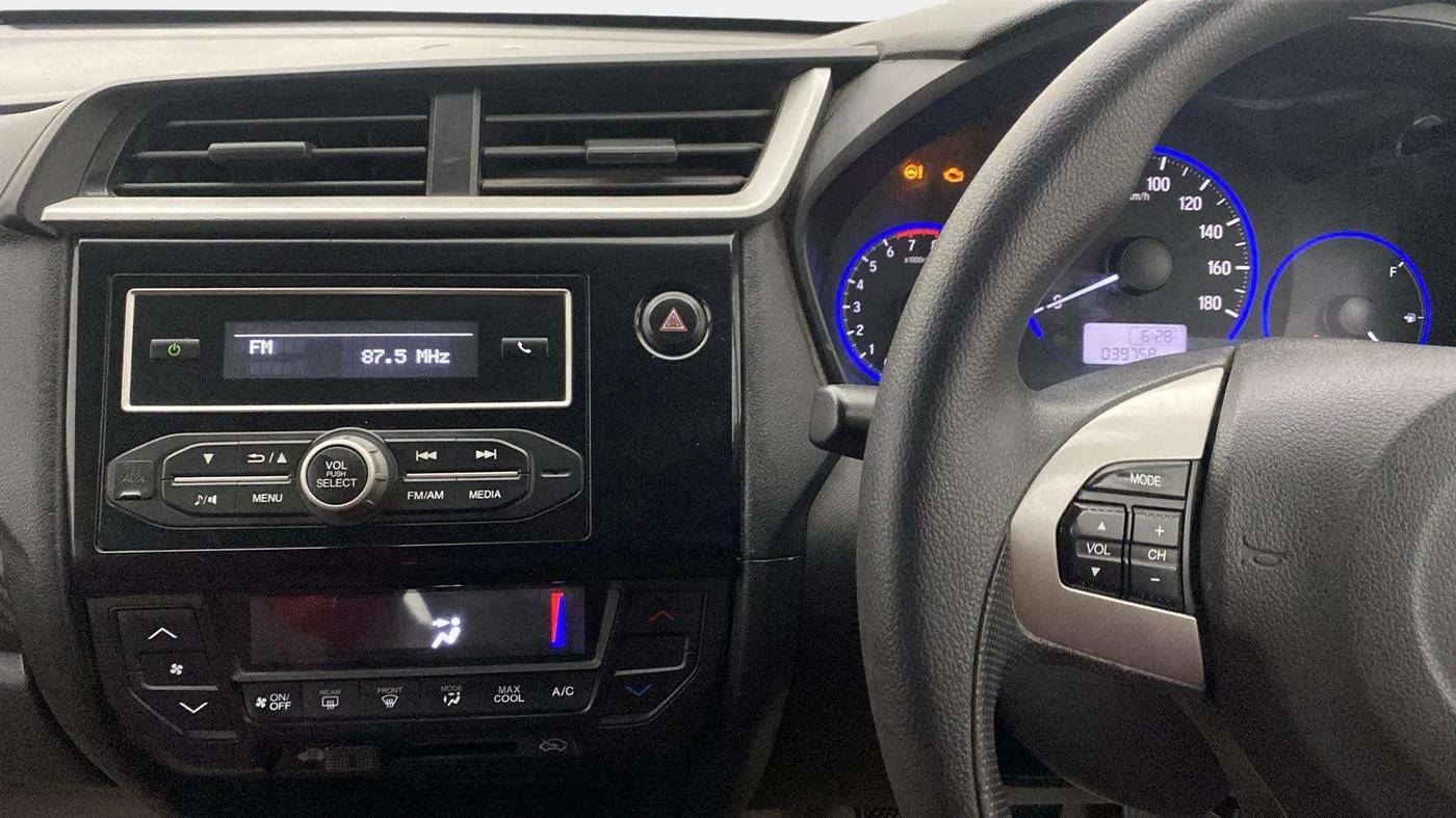 2016 Honda Brio S MT, Petrol, Manual, 39,748 km, Air Conditioner