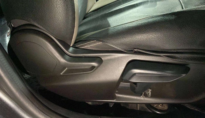 2021 Tata Tiago XZA PLUS PETROL, Petrol, Automatic, 5,458 km, Driver Side Adjustment Panel