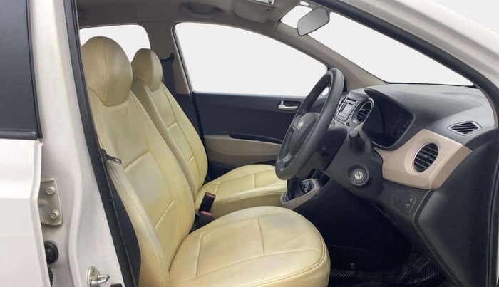 2015 Hyundai Xcent S 1.2, Petrol, Manual, 23,723 km, Right Side Front Door Cabin