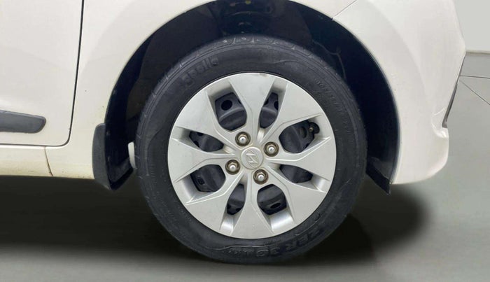2015 Hyundai Xcent S 1.2, Petrol, Manual, 23,723 km, Right Front Wheel