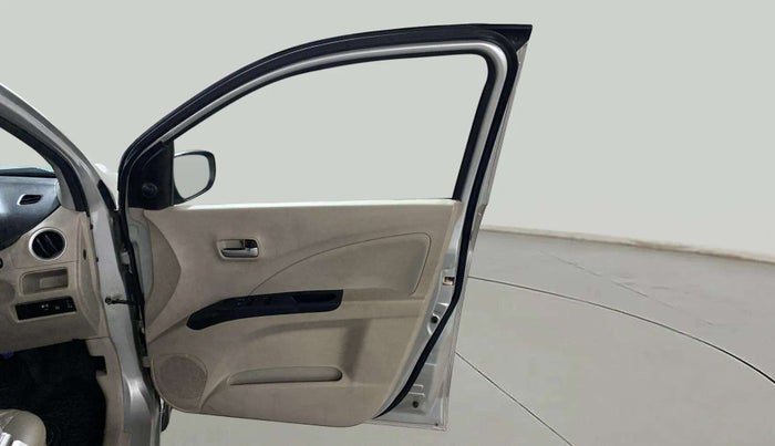 2018 Maruti Celerio VXI (O) CNG, CNG, Manual, 20,589 km, RHS Front Door