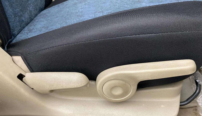 2020 Maruti Ciaz ZETA AT 1.5  SHVS PETROL, Petrol, Automatic, 68,348 km, Driver Side Adjustment Panel